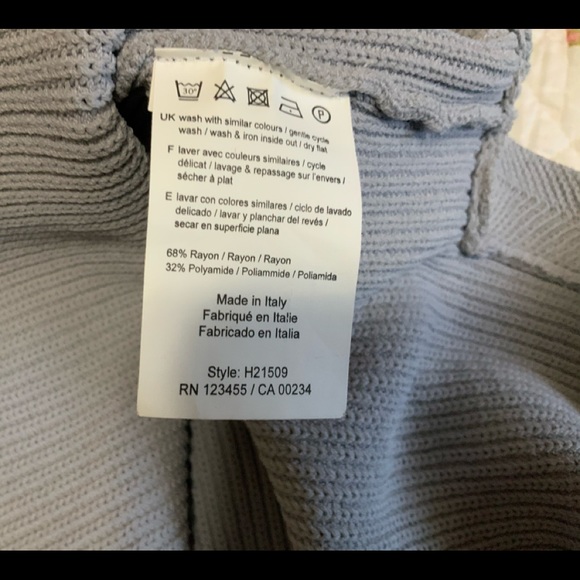 Ladies Top - Picture 7 of 7